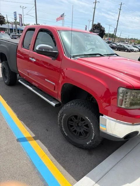 Red 2011 GMC Sierra 1500 SLE for sale in Davison, MI