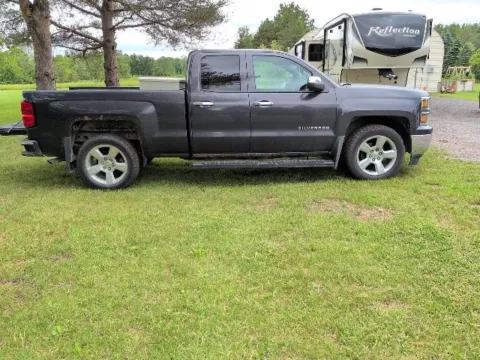 More photos of 2015 Chevrolet Silverado 1500 LS at Hank Graff Chevrolet Davison, MI