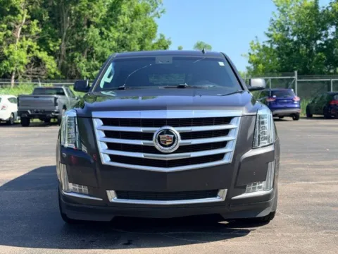 Another view of 2015 Cadillac Escalade Luxury for sale in Davison, MI at Hank Graff Chevrolet Davison