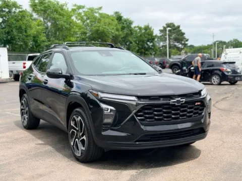 More photos of 2024 Chevrolet Trax 2RS at Hank Graff Chevrolet Davison, MI