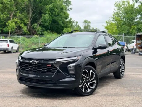 Photos of 2024 Chevrolet Trax 2RS for sale in Davison, MI at Hank Graff Chevrolet Davison