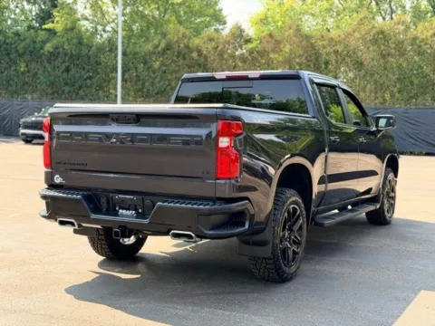 More photos of 2022 Chevrolet Silverado 1500 LT Trail Boss at Hank Graff Chevrolet Davison, MI