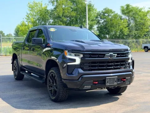 Another view of 2022 Chevrolet Silverado 1500 LT Trail Boss for sale in Davison, MI at Hank Graff Chevrolet Davison