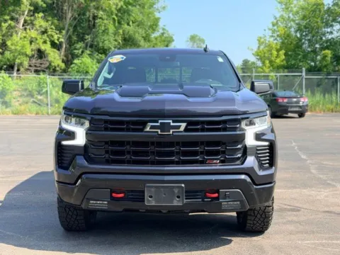 Photos of 2022 Chevrolet Silverado 1500 LT Trail Boss for sale in Davison, MI at Hank Graff Chevrolet Davison