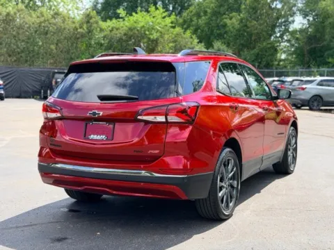 More photos of 2023 Chevrolet Equinox RS at Hank Graff Chevrolet Davison, MI