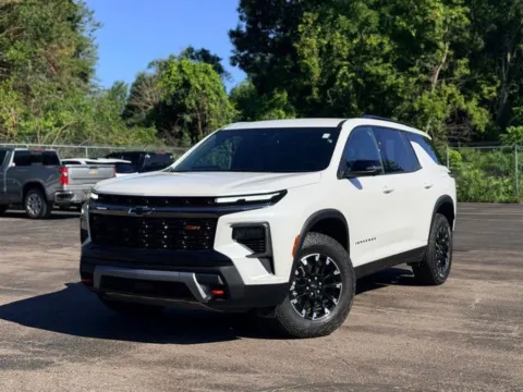 Photos of 2025 Chevrolet Traverse Z71 for sale in Davison, MI at Hank Graff Chevrolet Davison