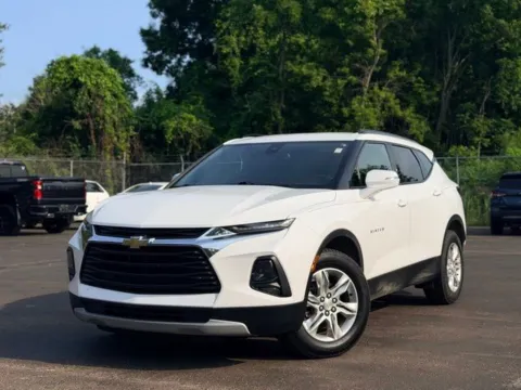 Photos of 2022 Chevrolet Blazer LT for sale in Davison, MI at Hank Graff Chevrolet Davison