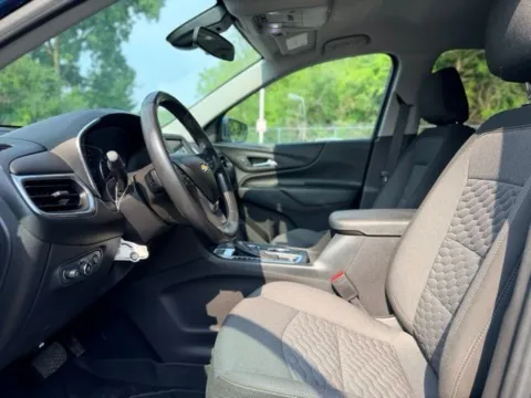 More photos of 2021 Chevrolet Equinox LT at Hank Graff Chevrolet Davison, MI