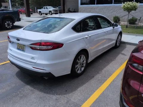 More photos of 2020 Ford Fusion SE at Hank Graff Chevrolet Davison, MI