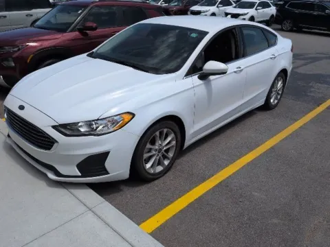 White 2020 Ford Fusion SE for sale in Davison, MI