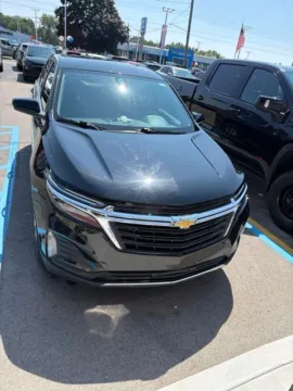 Photos of 2023 Chevrolet Equinox LT for sale in Davison, MI at Hank Graff Chevrolet Davison