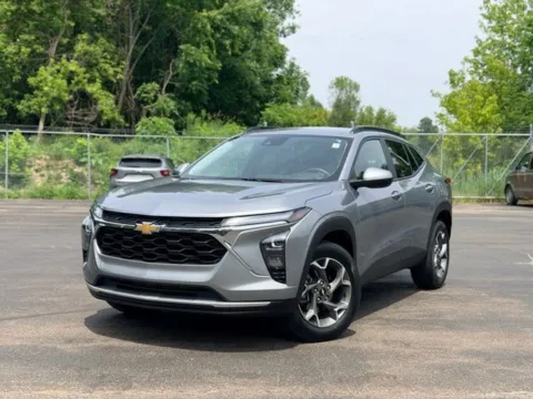 Gray 2025 Chevrolet Trax LT for sale in Davison, MI