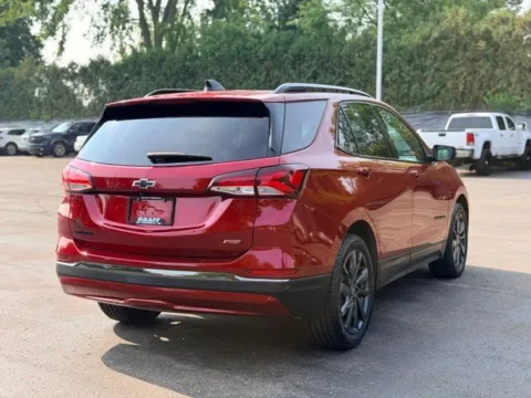 More photos of 2023 Chevrolet Equinox RS at Hank Graff Chevrolet Davison, MI