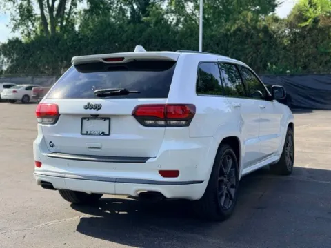 More photos of 2020 Jeep Grand Cherokee Overland at Hank Graff Chevrolet Davison, MI