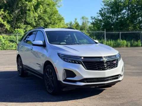 More photos of 2022 Chevrolet Equinox RS at Hank Graff Chevrolet Davison, MI