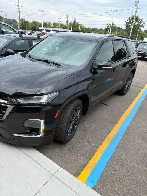 Black 2023 Chevrolet Traverse RS for sale in Davison, MI