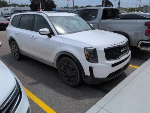 Another view of 2022 Kia Telluride EX for sale in Davison, MI at Hank Graff Chevrolet Davison