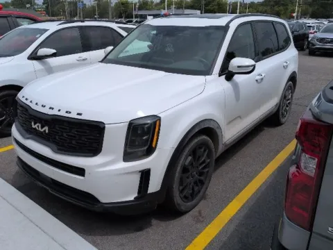 White 2022 Kia Telluride EX for sale in Davison, MI
