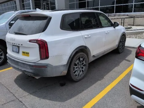 More photos of 2022 Kia Telluride EX at Hank Graff Chevrolet Davison, MI