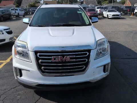 Photos of 2017 GMC Terrain SLT for sale in Davison, MI at Hank Graff Chevrolet Davison
