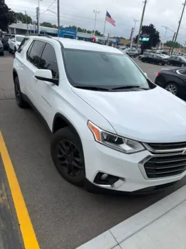 White 2020 Chevrolet Traverse LT for sale in Davison, MI