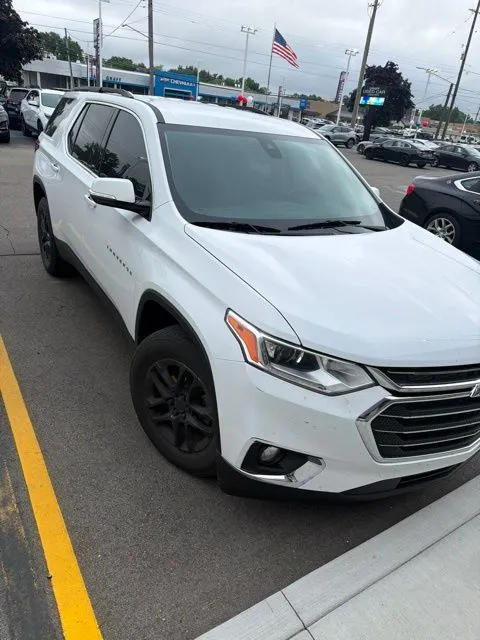 White 2020 Chevrolet Traverse LT for sale in Davison, MI