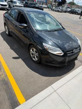Black 2013 Ford Focus SE for sale in Davison, MI