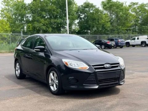 Photos of 2013 Ford Focus SE for sale in Davison, MI at Hank Graff Chevrolet Davison