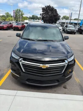 Photos of 2023 Chevrolet Traverse LS for sale in Davison, MI at Hank Graff Chevrolet Davison