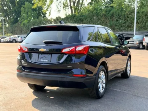 More photos of 2020 Chevrolet Equinox LS at Hank Graff Chevrolet Davison, MI