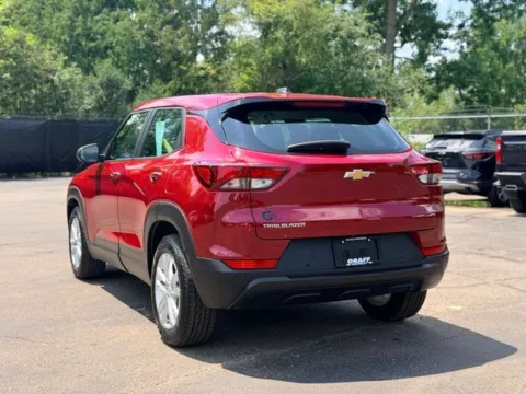 More photos of 2021 Chevrolet TrailBlazer LS at Hank Graff Chevrolet Davison, MI