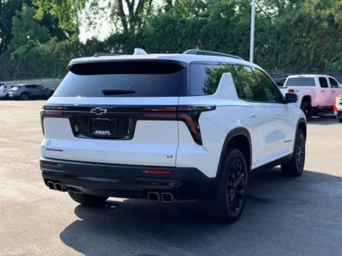 More photos of 2024 Chevrolet Traverse LT at Hank Graff Chevrolet Davison, MI