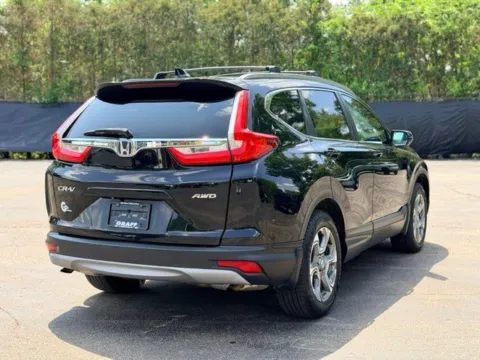 More photos of 2017 Honda CR-V EX-L at Hank Graff Chevrolet Davison, MI
