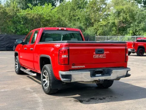 More photos of 2015 GMC Sierra 1500 at Hank Graff Chevrolet Davison, MI