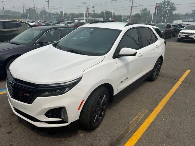White 2024 Chevrolet Equinox RS for sale in Davison, MI