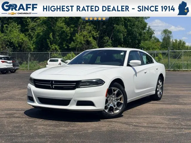 White 2015 Dodge Charger SE for sale in Davison, MI
