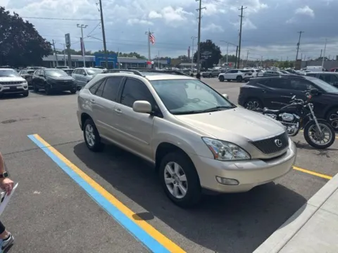 Photos of 2005 Lexus RX 330 for sale in Davison, MI at Hank Graff Chevrolet Davison