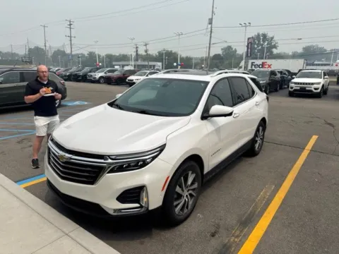 Photos of 2023 Chevrolet Equinox Premier for sale in Davison, MI at Hank Graff Chevrolet Davison