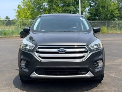Photos of 2017 Ford Escape SE for sale in Davison, MI at Hank Graff Chevrolet Davison