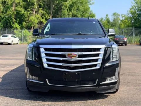 Another view of 2018 Cadillac Escalade ESV Premium for sale in Davison, MI at Hank Graff Chevrolet Davison