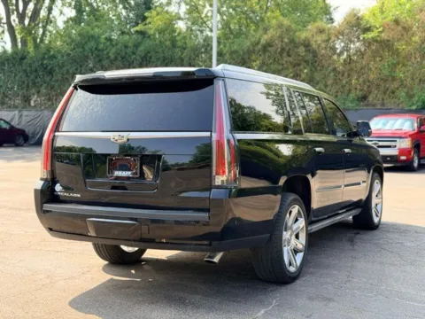 More photos of 2018 Cadillac Escalade ESV Premium at Hank Graff Chevrolet Davison, MI