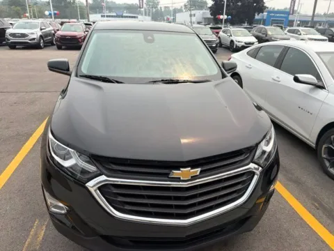 More photos of 2021 Chevrolet Equinox LT at Hank Graff Chevrolet Davison, MI