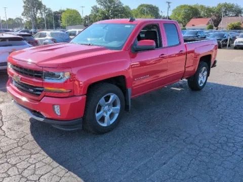Red 2017 Chevrolet Silverado 1500 LT for sale in Davison, MI