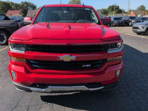 Photos of 2017 Chevrolet Silverado 1500 LT for sale in Davison, MI at Hank Graff Chevrolet Davison