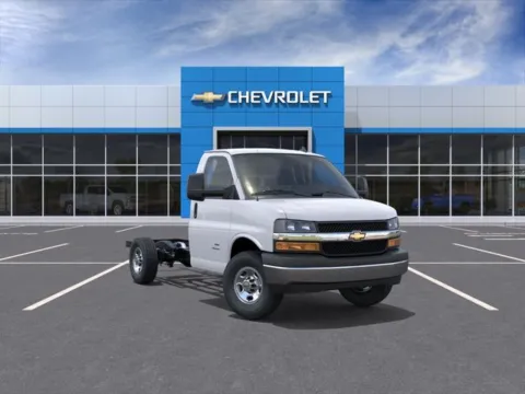 White 2026 Chevrolet Express 3500 Work Van for sale in Davison, MI