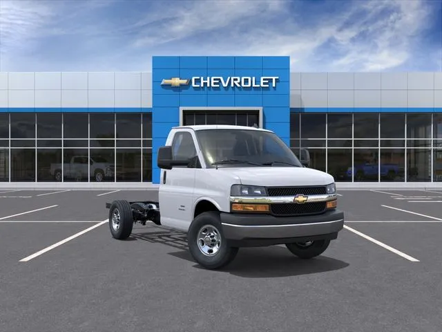 White 2026 Chevrolet Express 3500 Work Van for sale in Davison, MI