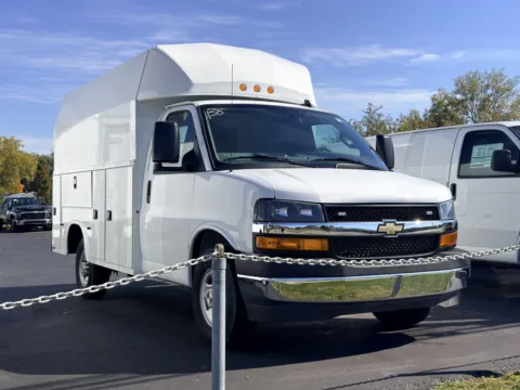 Photos of 2026 Chevrolet Express 3500 Knapheide Upfit for sale in Davison, MI at Hank Graff Chevrolet Davison