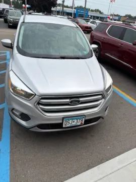 Photos of 2017 Ford Escape SE for sale in Davison, MI at Hank Graff Chevrolet Davison