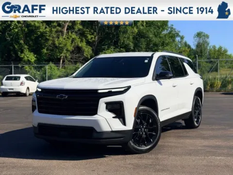 White 2024 Chevrolet Traverse LT for sale in Davison, MI