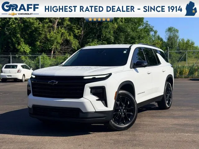 White 2024 Chevrolet Traverse LT for sale in Davison, MI